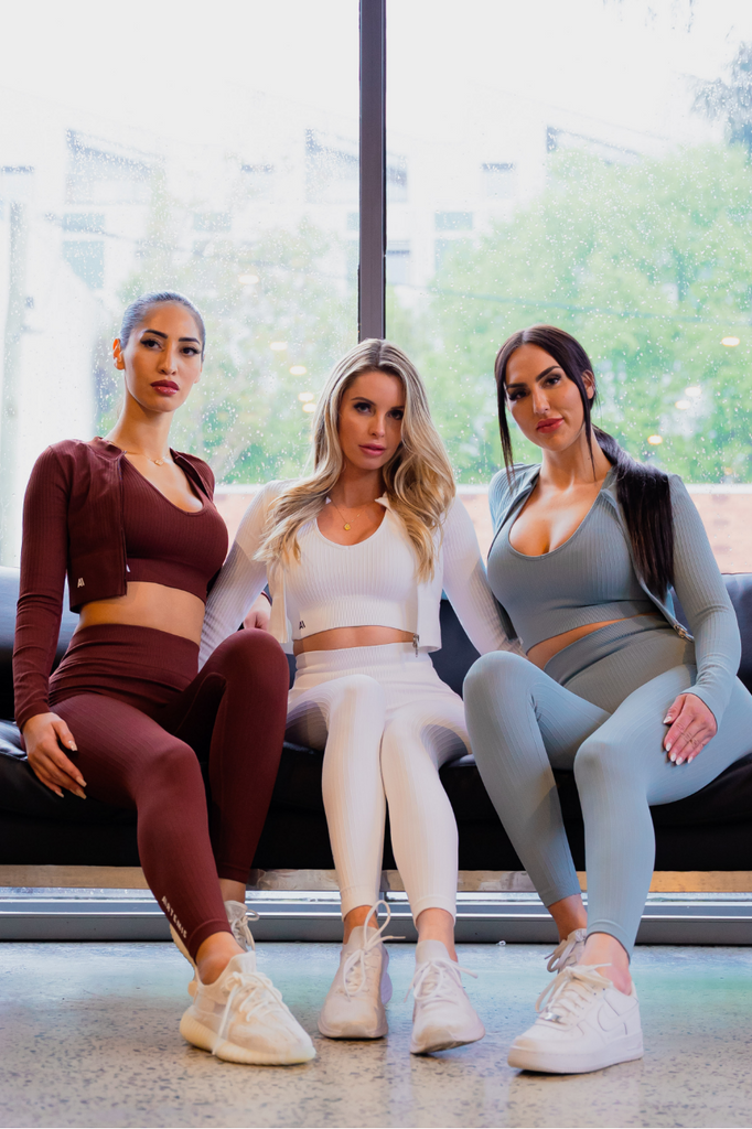 Amy Ribbed Zip Long Sleeve Top/Jacket White - Artemis Active