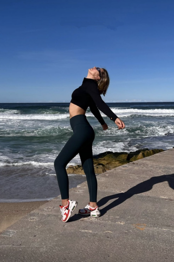 Kendall Scrunch Bum Leggings Deep Green - Artemis Active