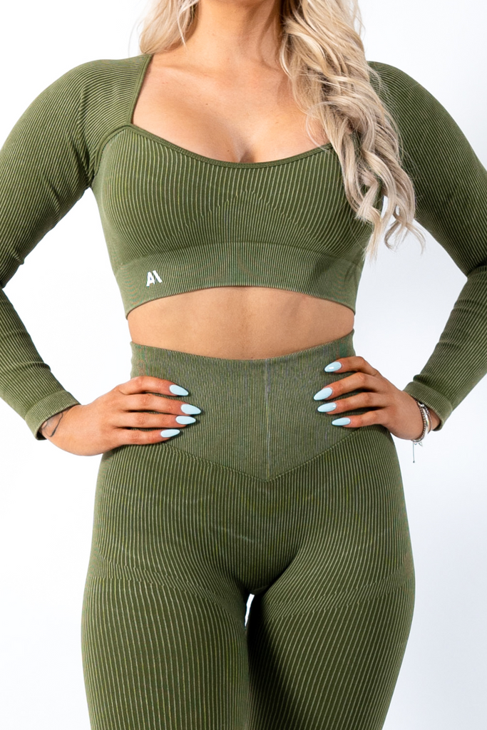 Ruby Rib Long Sleeve Crop Top Green - Artemis Active