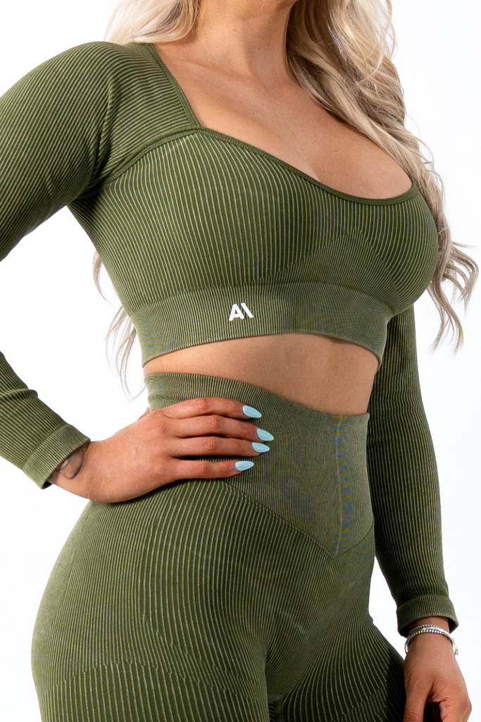 Ruby Rib Long Sleeve Crop Top Green - Artemis Active